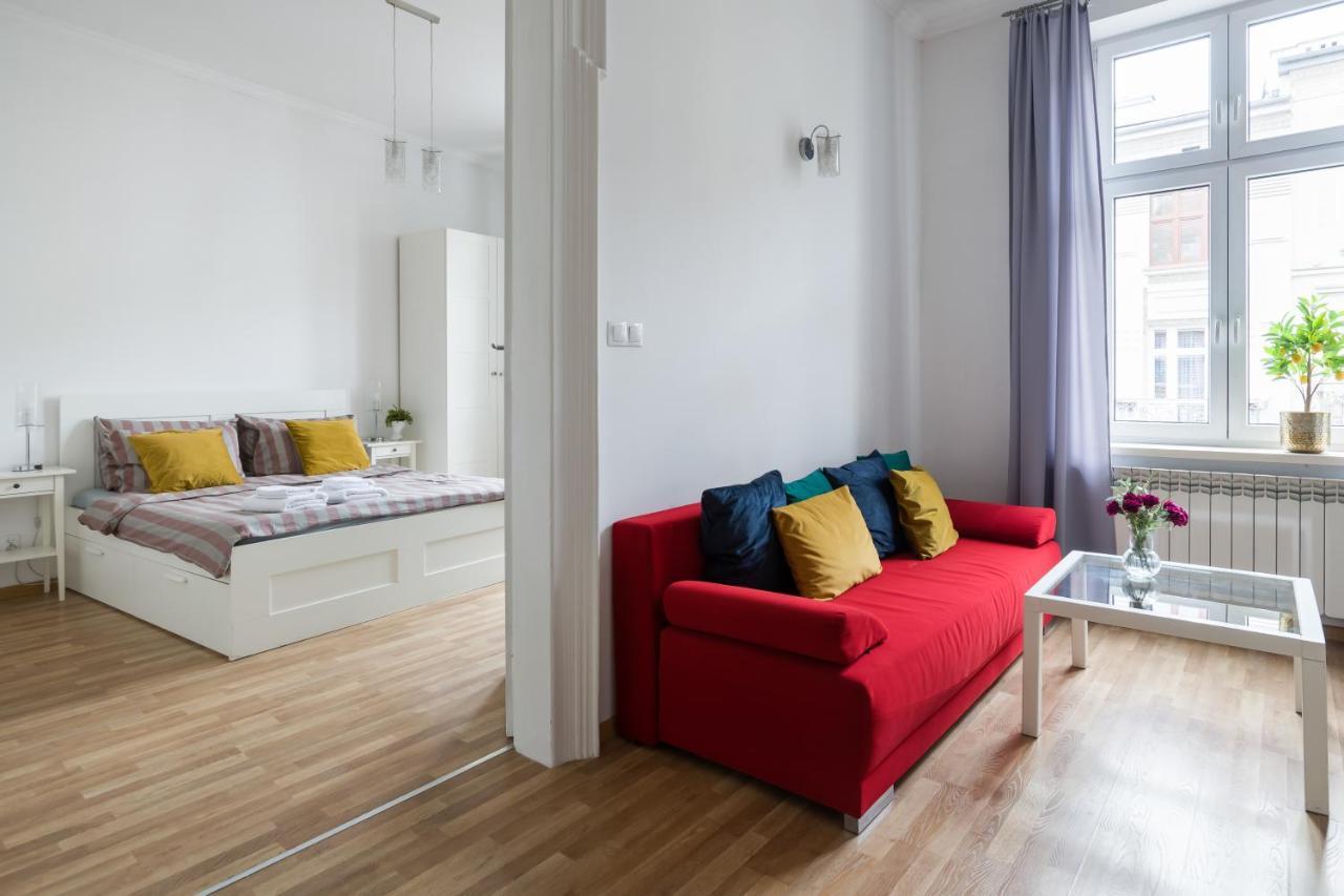 Discover Krakow Apartments - 3 Rakowicka St - Classic Apartments Near Main Station - Netflix Bagian luar foto
